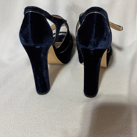 Michael Kors Dark Blue Velvet Heels - Picture 3 of 7